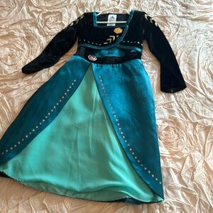 Disney Parks Official frozen Anna costume size 4